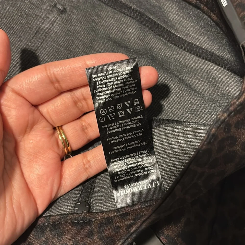 Liverpool Cheetah Print Ponte Pants - Black/Brown - Size 12/31 Petite - NWT - Picture 5 of 12